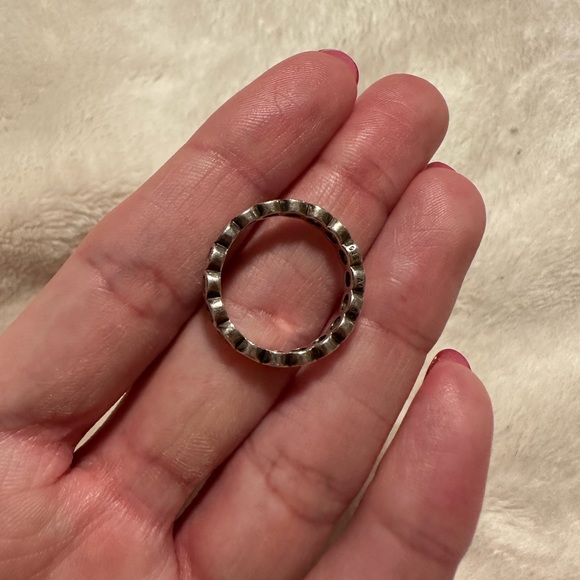 Pandora Ring! Size 7 - Picture 2 of 4